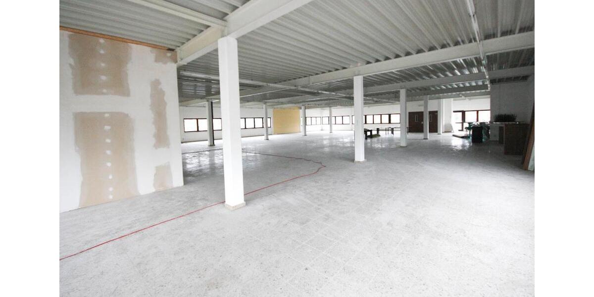 Gewerbeobjekt Villingen-Schwenningen Schwenningen - 133&euro; | Angebot:9537667