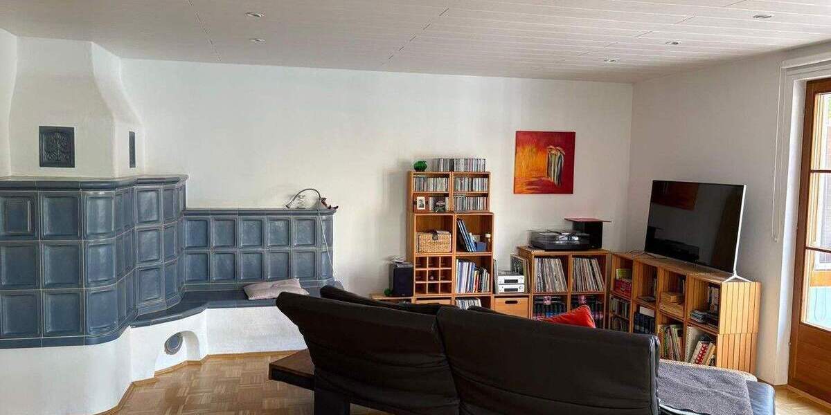 Doppelhaushälfte Unterkirnach - 5 Zimmer, 224 m&sup2;, 420.000&euro; | Angebot:25775601