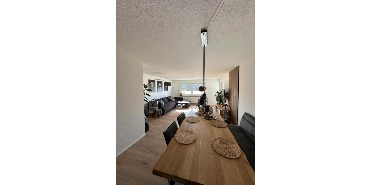 Etagenwohnung Schramberg - 3 Zimmer, 83 m&sup2;, 249.000&euro; | Angebot:24480052