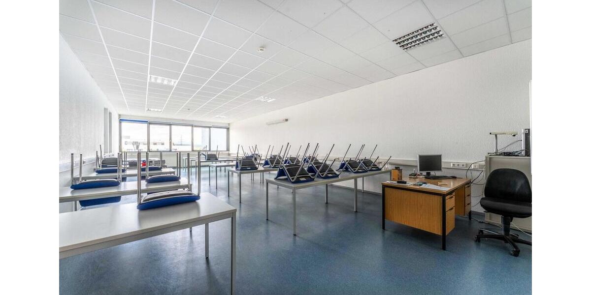 Gewerbeobjekt Villingen-Schwenningen Schwenningen - 4.035&euro; | Angebot:24662040