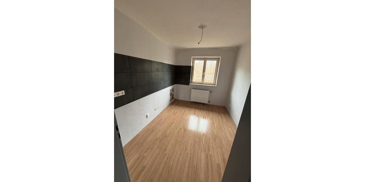 Etagenwohnung Villingen-Schwenningen Schwenningen - 4 Zimmer, 86 m&sup2;, 1.000&euro; | Angebot:25615164