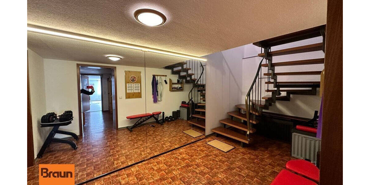 Bungalow Villingen-Schwenningen Schwenningen - 5 Zimmer, 148 m&sup2;, 479.000&euro; | Angebot:25668705