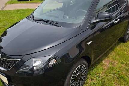 Lancia Ypsilon 6.500 km 18.990 &euro; Villingen-Schwenningen 78052