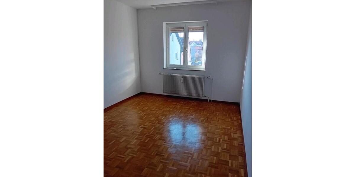 Etagenwohnung Villingen-Schwenningen Schwenningen - 3 Zimmer, 80 m&sup2;, 770&euro; | Angebot:25953959