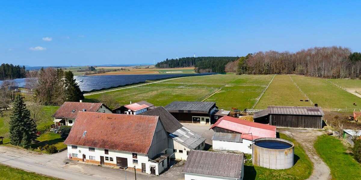 Einfamilienhaus Rottweil - 10 Zimmer, 200 m&sup2;, 695.000&euro; | Angebot:25925493