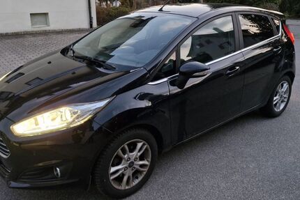 Ford Fiesta 144.000 km 6.280 &euro; Dunningen-Seedorf 78655