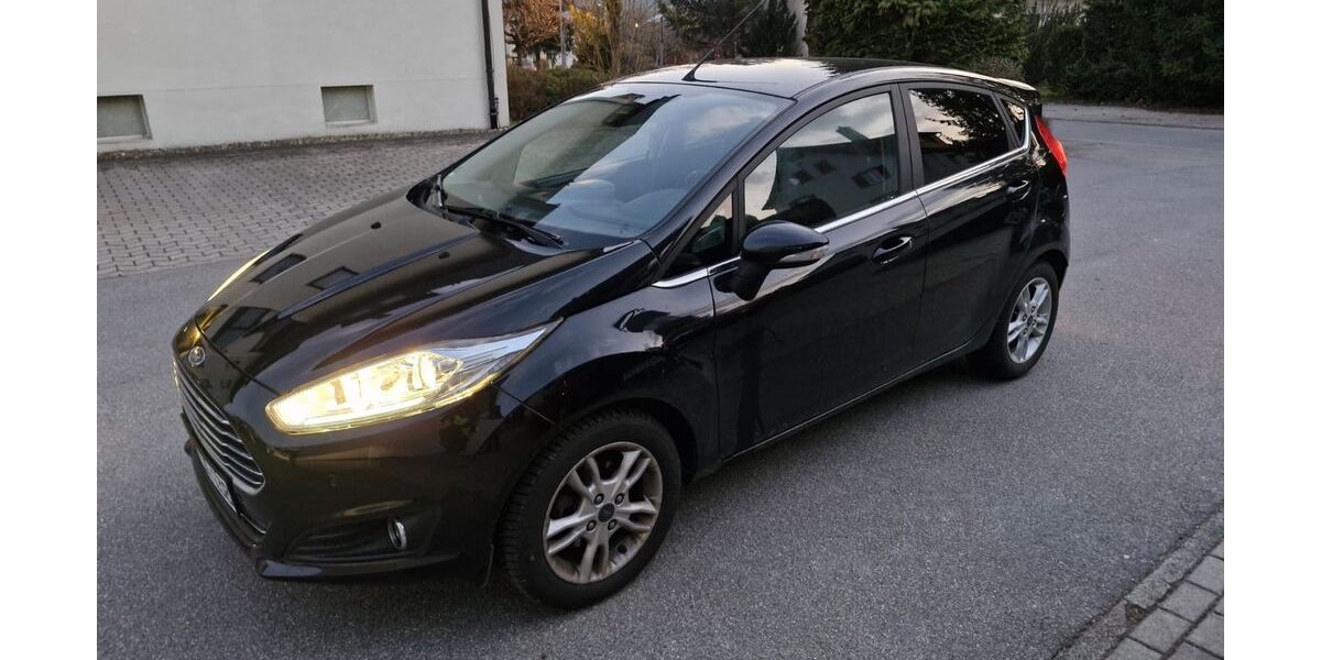 Ford Fiesta 144.000 km 6.280 &euro; Dunningen-Seedorf 78655