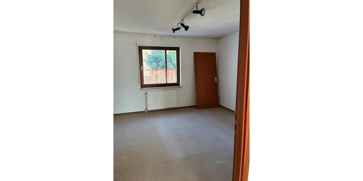 Reihenhaus Tuttlingen - 5.5 Zimmer, 110 m&sup2;, 289.000&euro; | Angebot:25843671