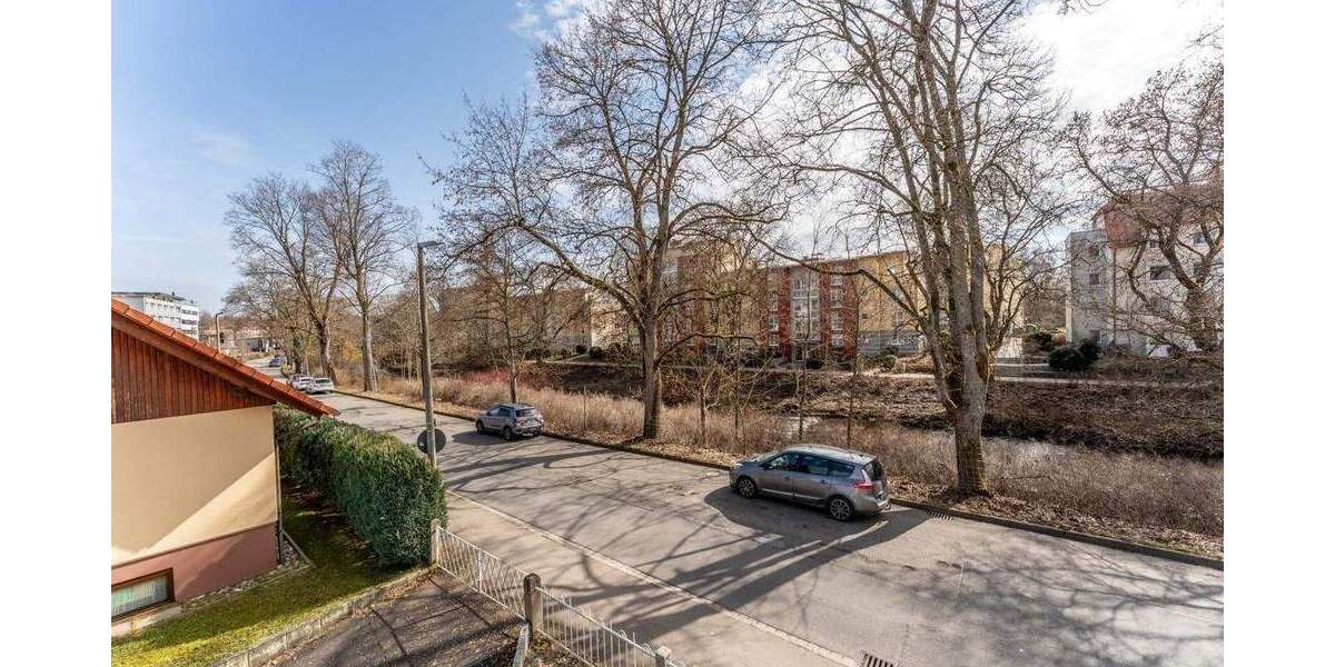 Mehrfamilienhaus, Wohnhaus Villingen-Schwenningen Villingen - 8 Zimmer, 162 m&sup2;, 369.000&euro; | Angebot:25698695