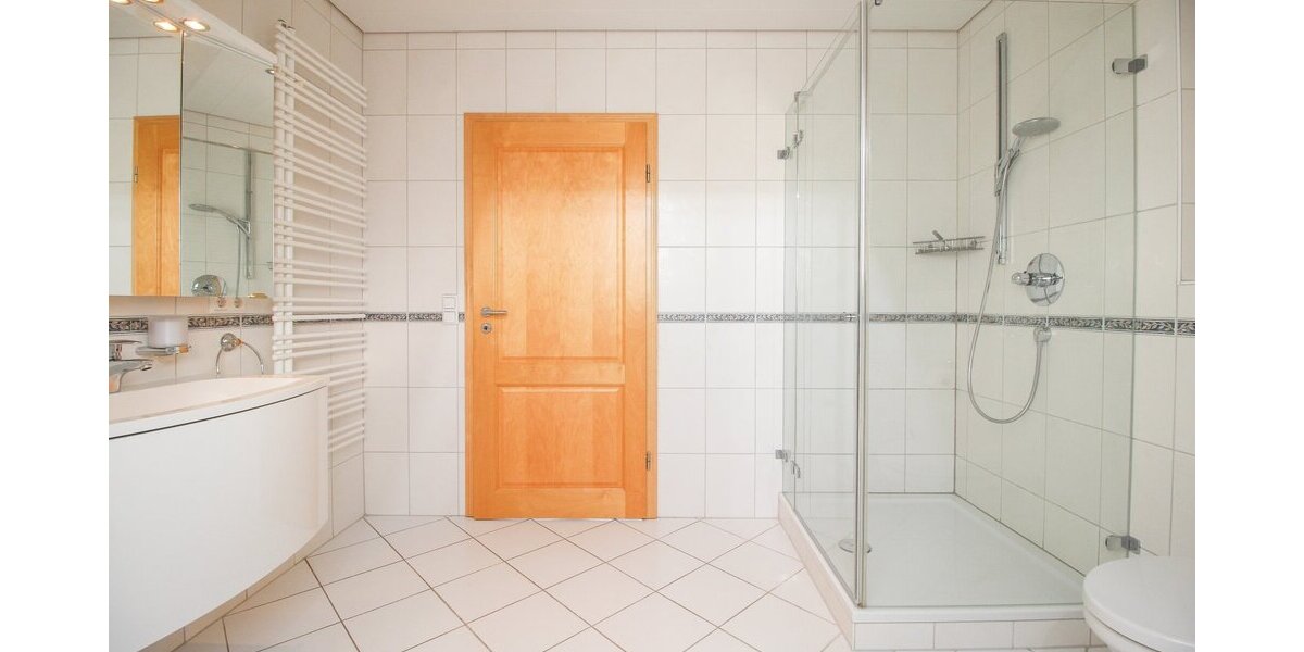 Wunderschöne Dachwohnung mit zwei Dachterrassen & Garage in Niedereschach - Dachgeschoßwohnung Niedereschach | Angebot:26364122