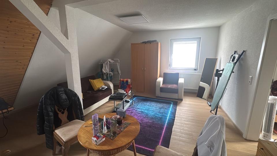 Dachgeschoßwohnung Villingen-Schwenningen Schwenningen - 2 Zimmer, 50 m&sup2;, 500&euro; | Angebot:25713656