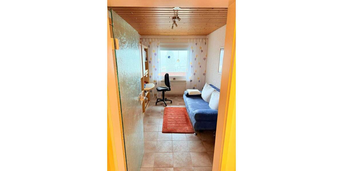 Etagenwohnung Sankt Georgen im Schwarzwald Stadtgebiet - 3 Zimmer, 92 m&sup2;, 164.000&euro; | Angebot:25772981