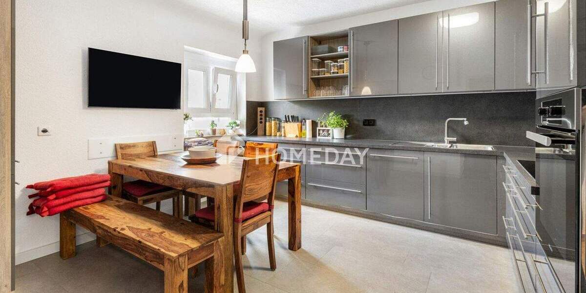 Mehrfamilienhaus, Wohnhaus Dunningen - 9 Zimmer, 240 m&sup2;, 1.180.000&euro; | Angebot:25685641