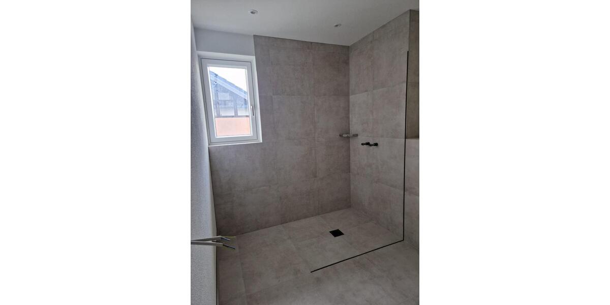 Erdgeschoßwohnung Schömberg - 2.5 Zimmer, 75 m&sup2;, 830&euro; | Angebot:25883019