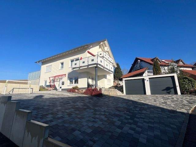 Einfamilienhaus Wellendingen / Wilflingen Wilflingen - 8 Zimmer, 192 m&sup2;, 485.000&euro; | Angebot:25741603