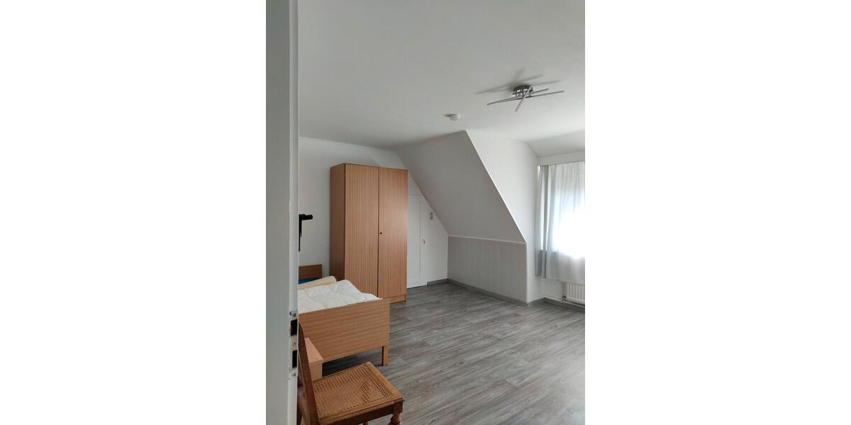 Dachgeschoßwohnung Tuttlingen - 1 Zimmer, 22 m&sup2;, 500&euro; | Angebot:26656542