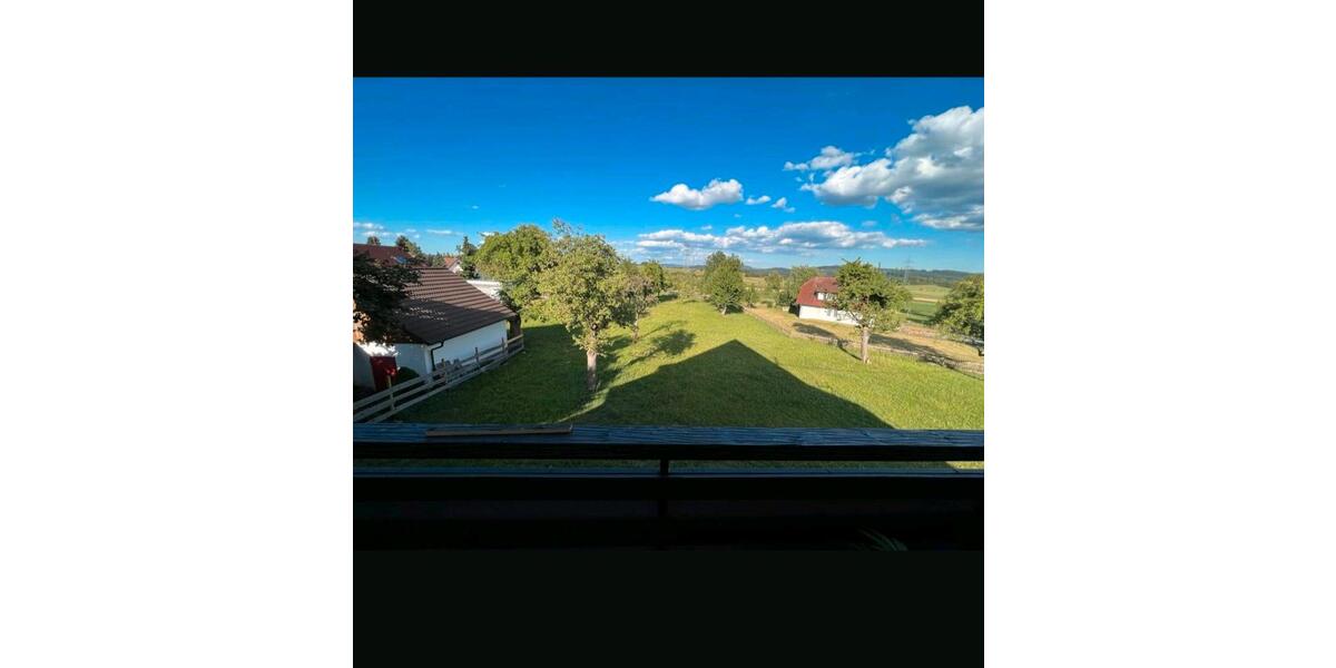 Etagenwohnung Bad Dürrheim - 4.5 Zimmer, 120 m&sup2;, 1.500&euro; | Angebot:25755996