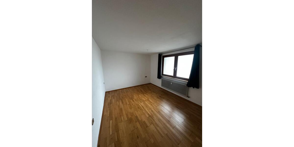 Etagenwohnung Schramberg Tennenbronn - 4 Zimmer, 98 m&sup2;, 900&euro; | Angebot:25393811