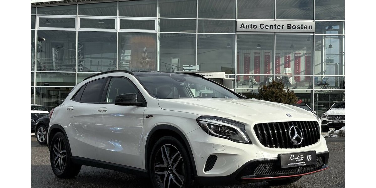 Mercedes-Benz GLA 250 4Matic NIGHT/BI-XENON/PANO/NAVI/MEMORY 138.187 km 15.900 &euro; Villingen-Schwenningen 78054