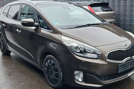 Kia Carens 159.000 km 8.450 &euro; Aldingen 78554