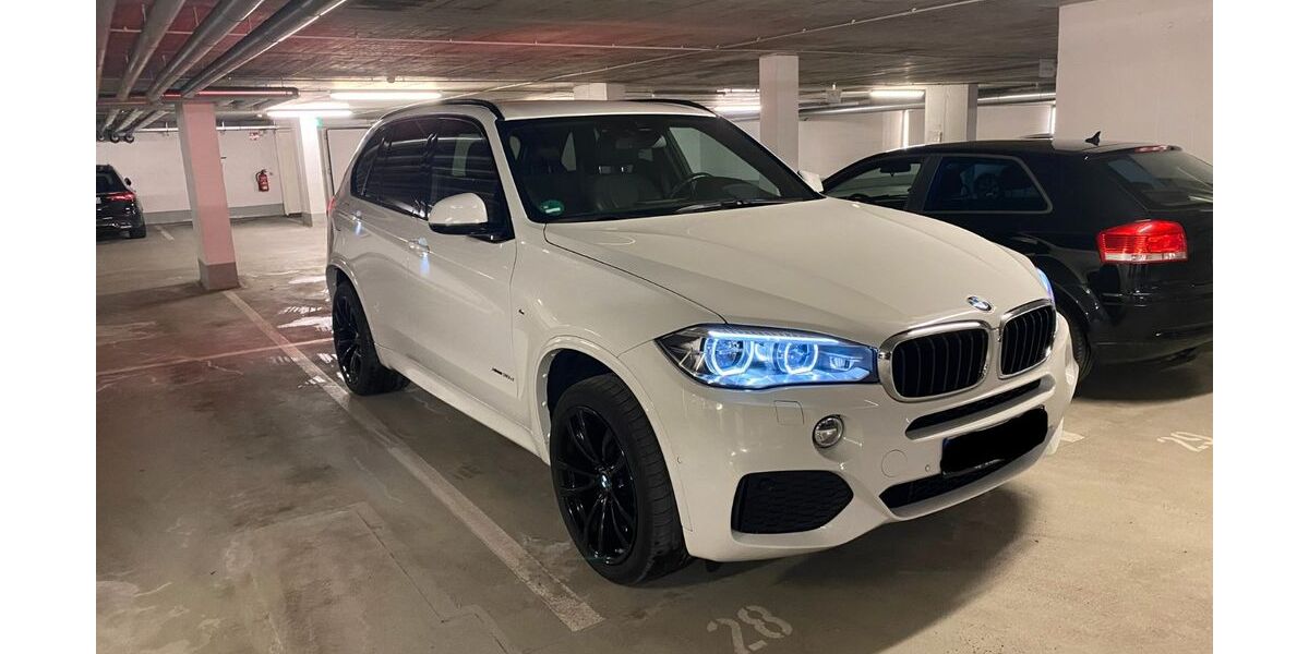 BMW X5 205.000 km 22.500 &euro; Tuttlingen 78532
