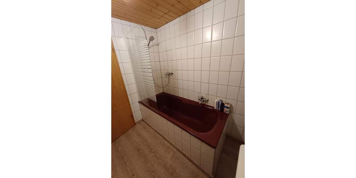 Einfamilienhaus Gütenbach - 7 Zimmer, 186 m&sup2;, 390.000&euro; | Angebot:25853939