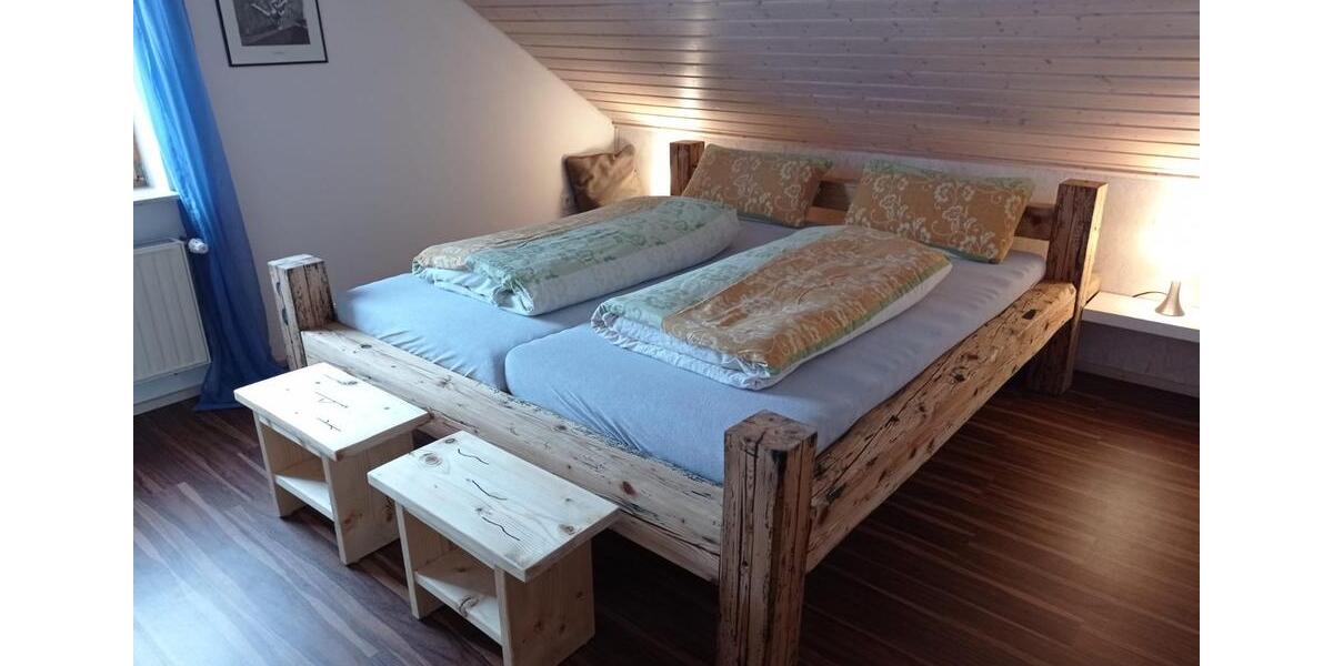 Dachgeschoßwohnung Gunningen - 3 Zimmer, 75 m&sup2;, 750&euro; | Angebot:25402476