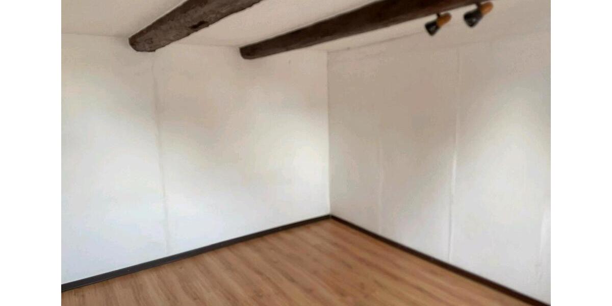 Etagenwohnung Schömberg - 3 Zimmer, 74 m&sup2;, 518&euro; | Angebot:23685290