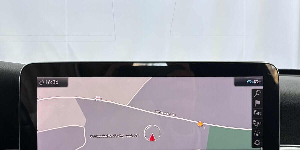 Mercedes-Benz C 200 AMG 4-Matic 360°/MEMORY/CARPLAY/NAVI/ACC 39.900 km 34.900 &euro; Villingen-Schwenningen 78054