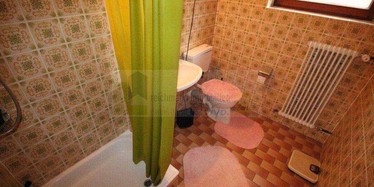 Bungalow Villingen-Schwenningen Villingen - 6 Zimmer, 143 m&sup2;, 439.000&euro; | Angebot:25692108