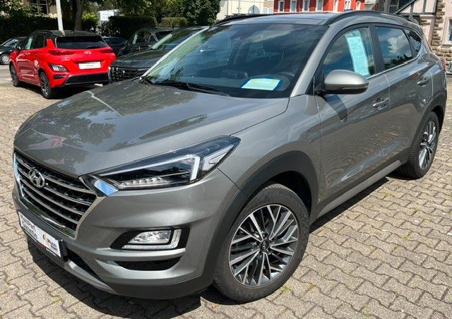Hyundai TUCSON 52.600 km 19.300 &euro; Villingen-Schwenningen 78048