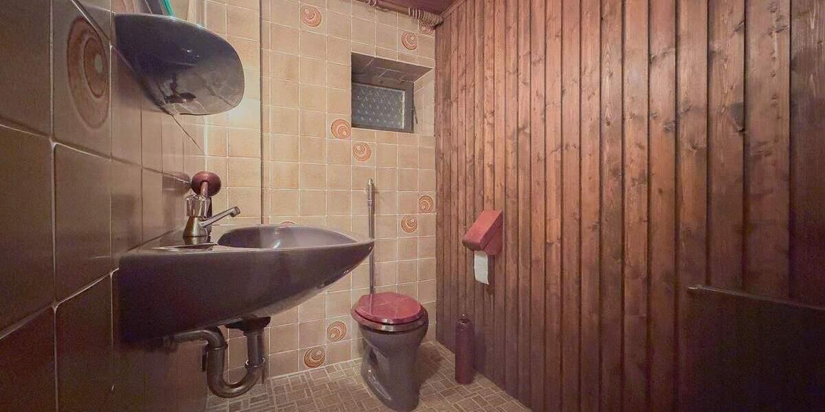 Einfamilienhaus Villingen-Schwenningen Weigheim - 6 Zimmer, 216 m&sup2;, 355.000&euro; | Angebot:25744848