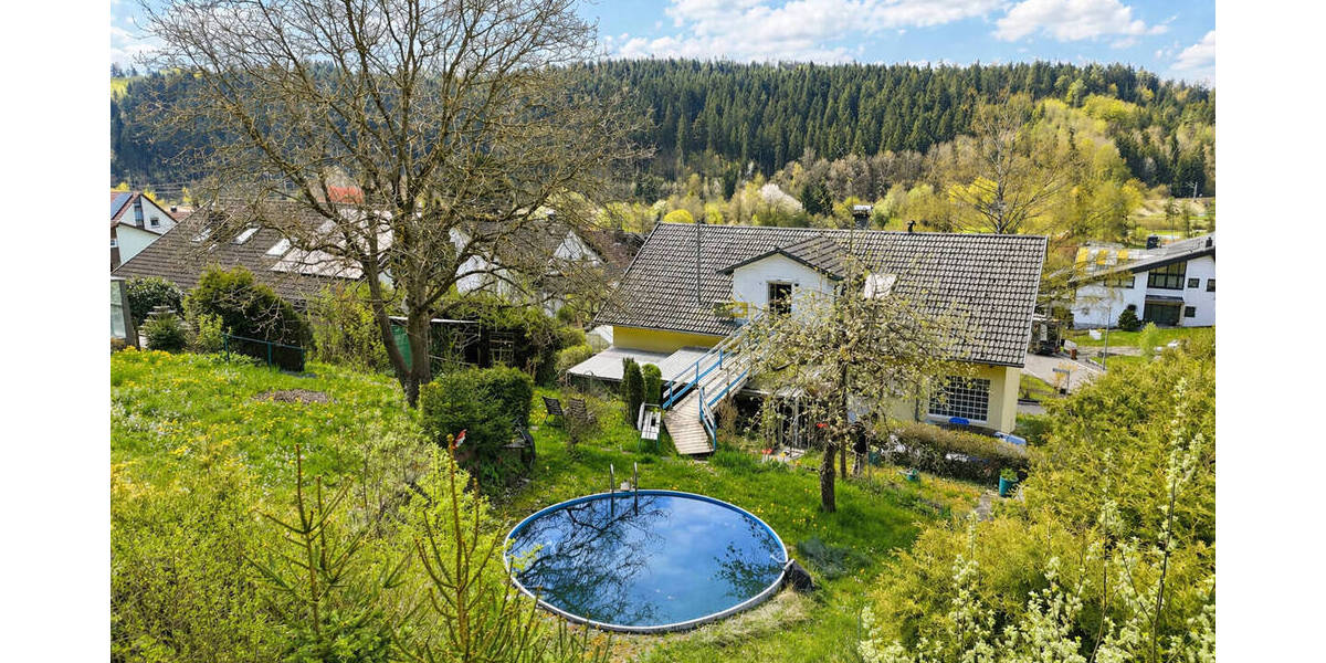 Mehrfamilienhaus, Wohnhaus Rottweil-Neufra Neufra - 8 Zimmer, 191 m&sup2;, 380.000&euro; | Angebot:26391527