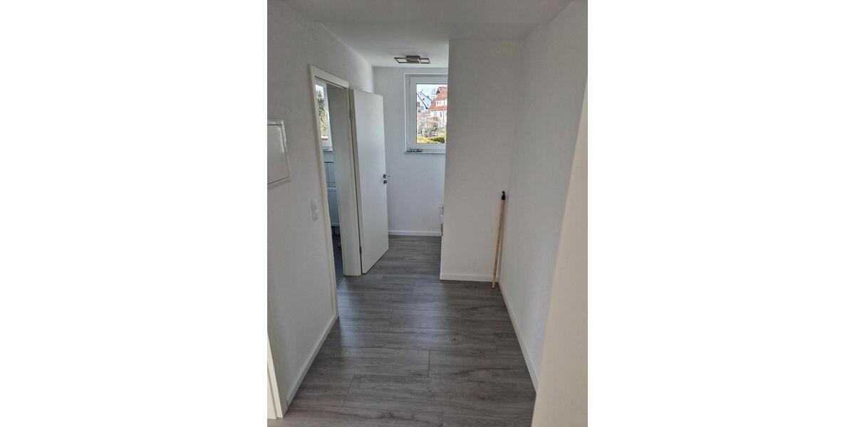 Dachgeschoßwohnung Wehingen - 4 Zimmer, 80 m&sup2;, 900&euro; | Angebot:25932440