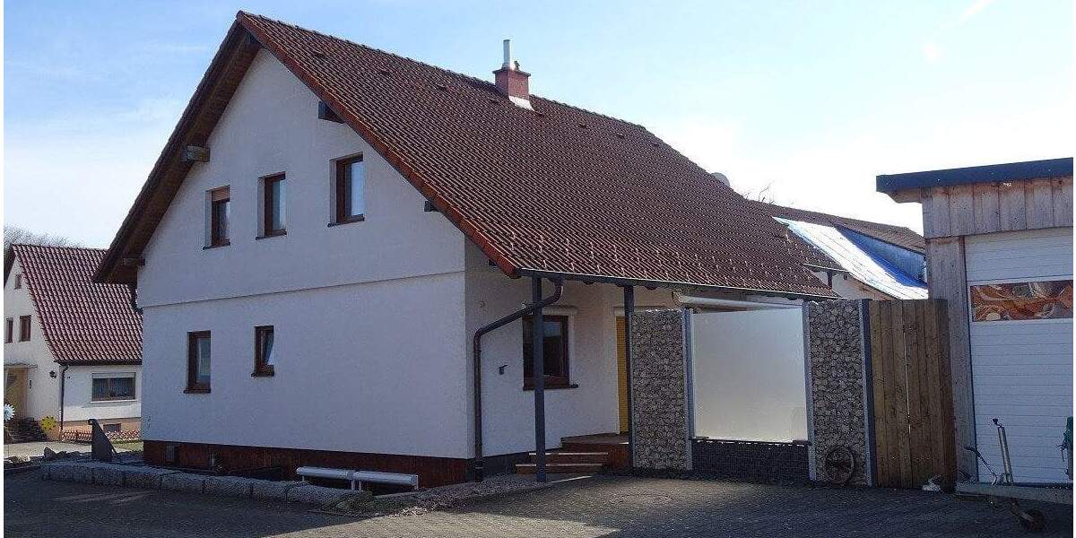 Einfamilienhaus Bad Dürrheim Sunthausen - 8 Zimmer, 229 m&sup2;, 695.000&euro; | Angebot:25671608