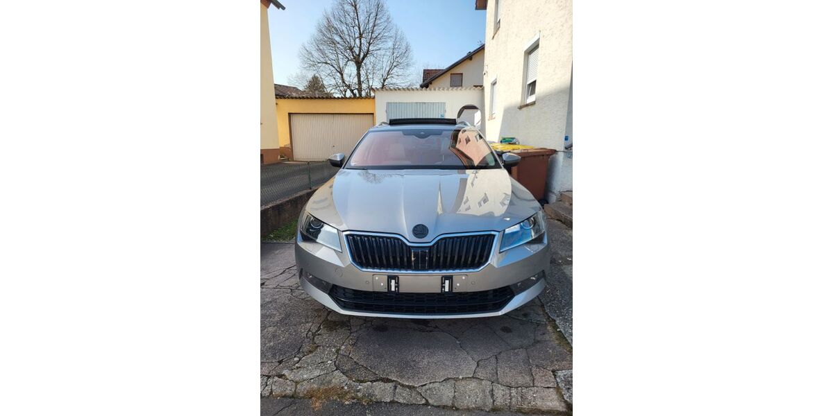Skoda Superb 145.000 km 19.500 &euro; Trossingen 78647