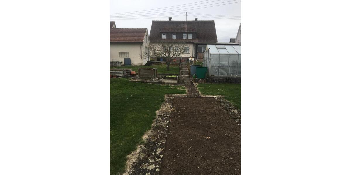 Einfamilienhaus Gosheim - 9 Zimmer, 160 m&sup2;, 360.000&euro; | Angebot:23383841