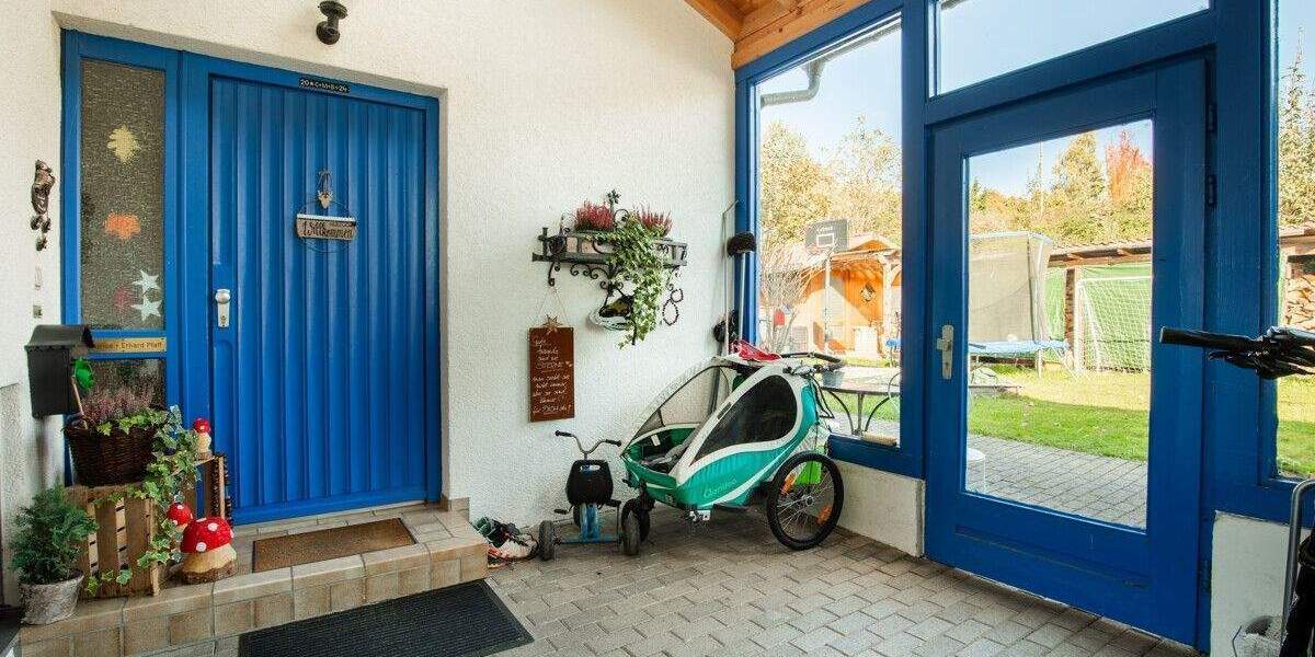 Reihenendhaus Titisee-Neustadt Neustadt - 7 Zimmer, 170 m&sup2;, 549.000&euro; | Angebot:25671481