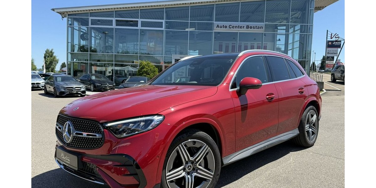 Mercedes-Benz GLC 300 d AMG/PANORAMA/4-MATIC/NAVI/MBUX/1.HAND 39.620 km 52.900 &euro; Villingen-Schwenningen 78054