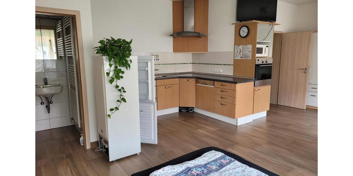 Erdgeschoßwohnung Trossingen - 1 Zimmer, 800&euro; | Angebot:23620002