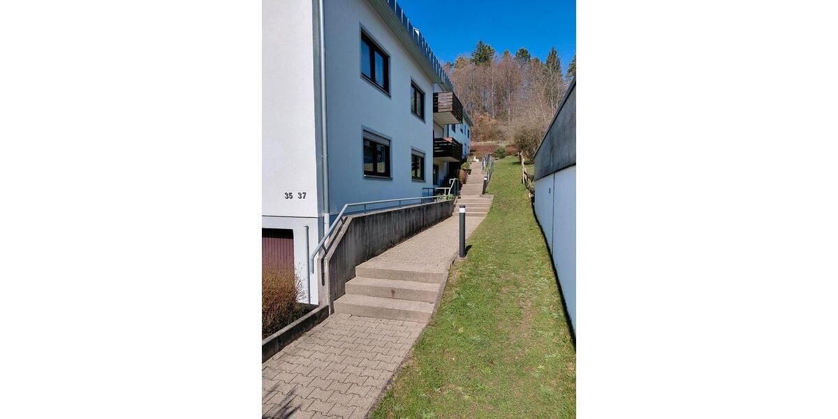 Hochparterre Tuttlingen - 1 Zimmer, 32 m&sup2;, 103.000&euro; | Angebot:25789805