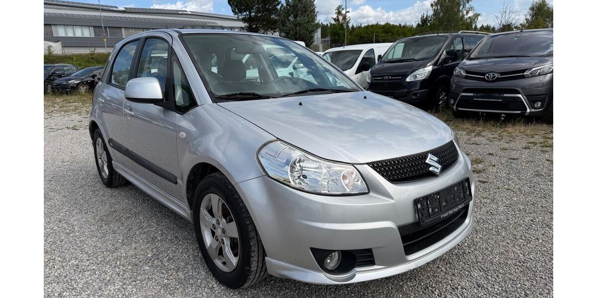 Suzuki SX4 66.000 km 5.990 &euro; Schwenningen 78056