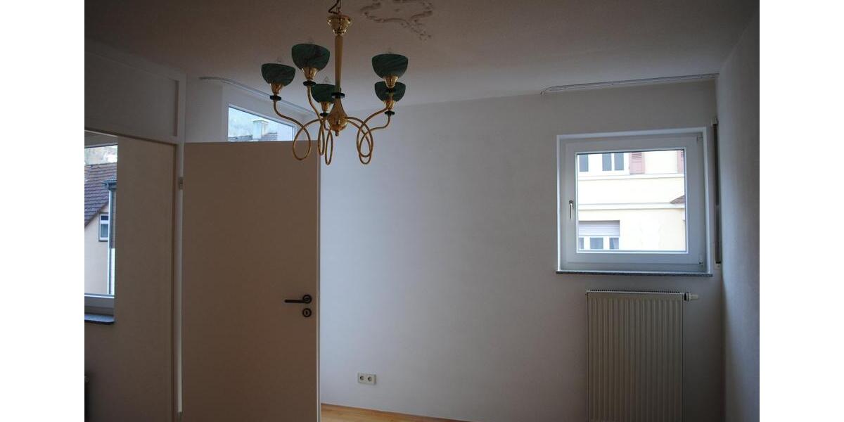 Etagenwohnung Aichhalden - 4 Zimmer, 810&euro; | Angebot:23011152