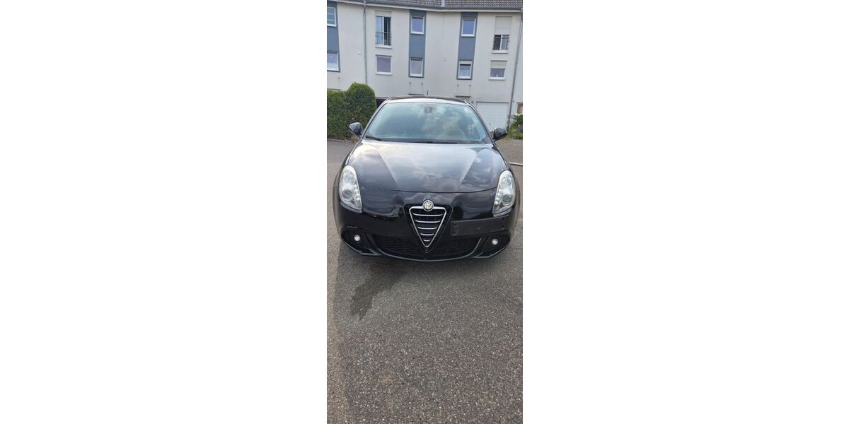 Alfa Romeo Giulietta 161.813 km 3.499 &euro; Villingen-Schwenningen 78048