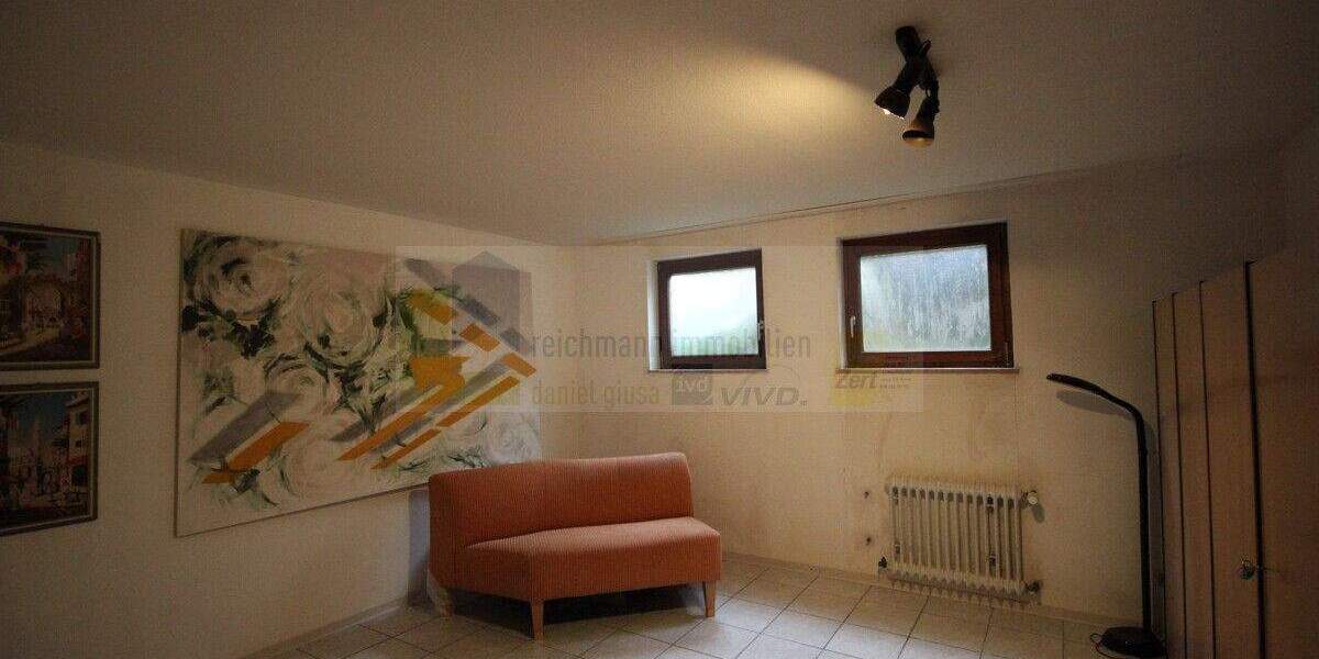 Bungalow Villingen-Schwenningen Villingen - 6 Zimmer, 143 m&sup2;, 439.000&euro; | Angebot:25692108