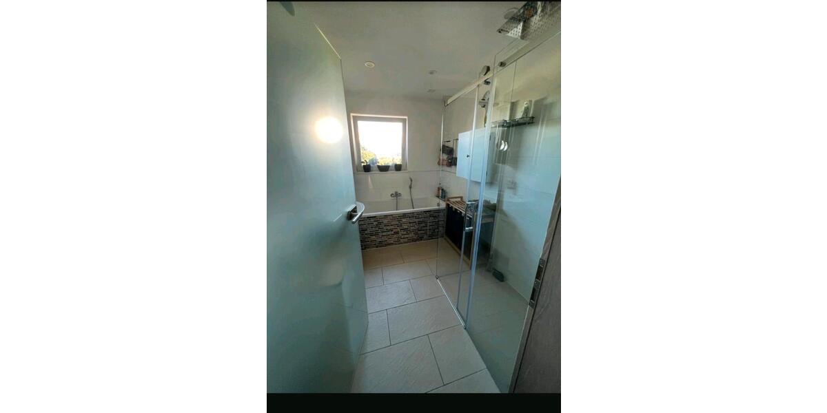 Etagenwohnung Bad Dürrheim - 4.5 Zimmer, 120 m&sup2;, 1.500&euro; | Angebot:25755996