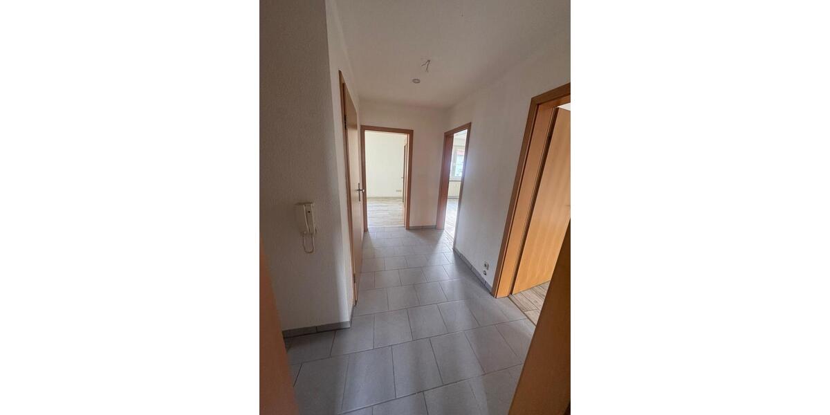 Etagenwohnung Villingen-Schwenningen Schwenningen - 3 Zimmer, 75 m&sup2;, 700&euro; | Angebot:25905673