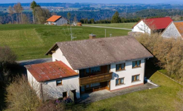 Einfamilienhaus Wutach-Münchingen Münchingen - 7 Zimmer, 182 m&sup2;, 349.900&euro; | Angebot:26096422