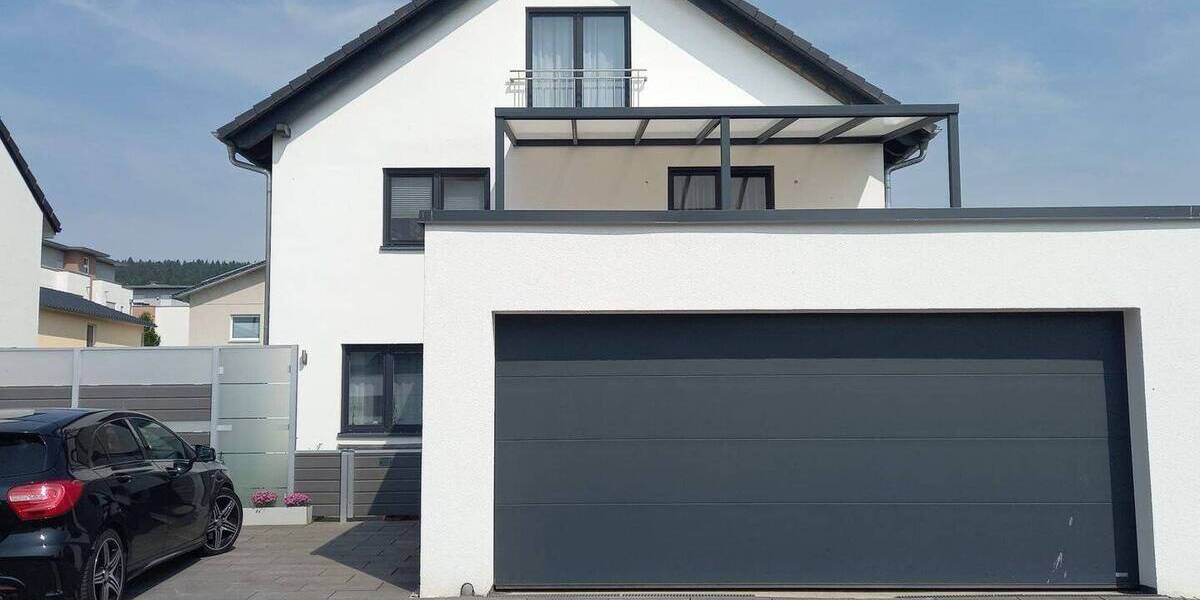 Einfamilienhaus Tuttlingen - 1 Zimmer, 215 m&sup2;, 699.500&euro; | Angebot:25736372