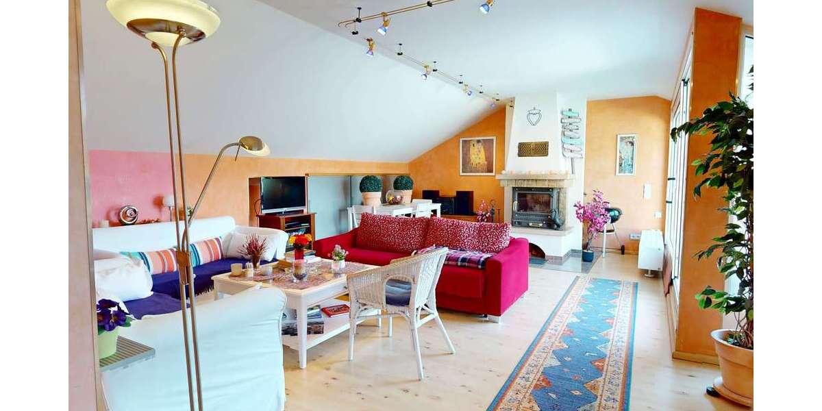 Etagenwohnung Triberg im Schwarzwald - 4 Zimmer, 130 m&sup2;, 270.000&euro; | Angebot:27324124